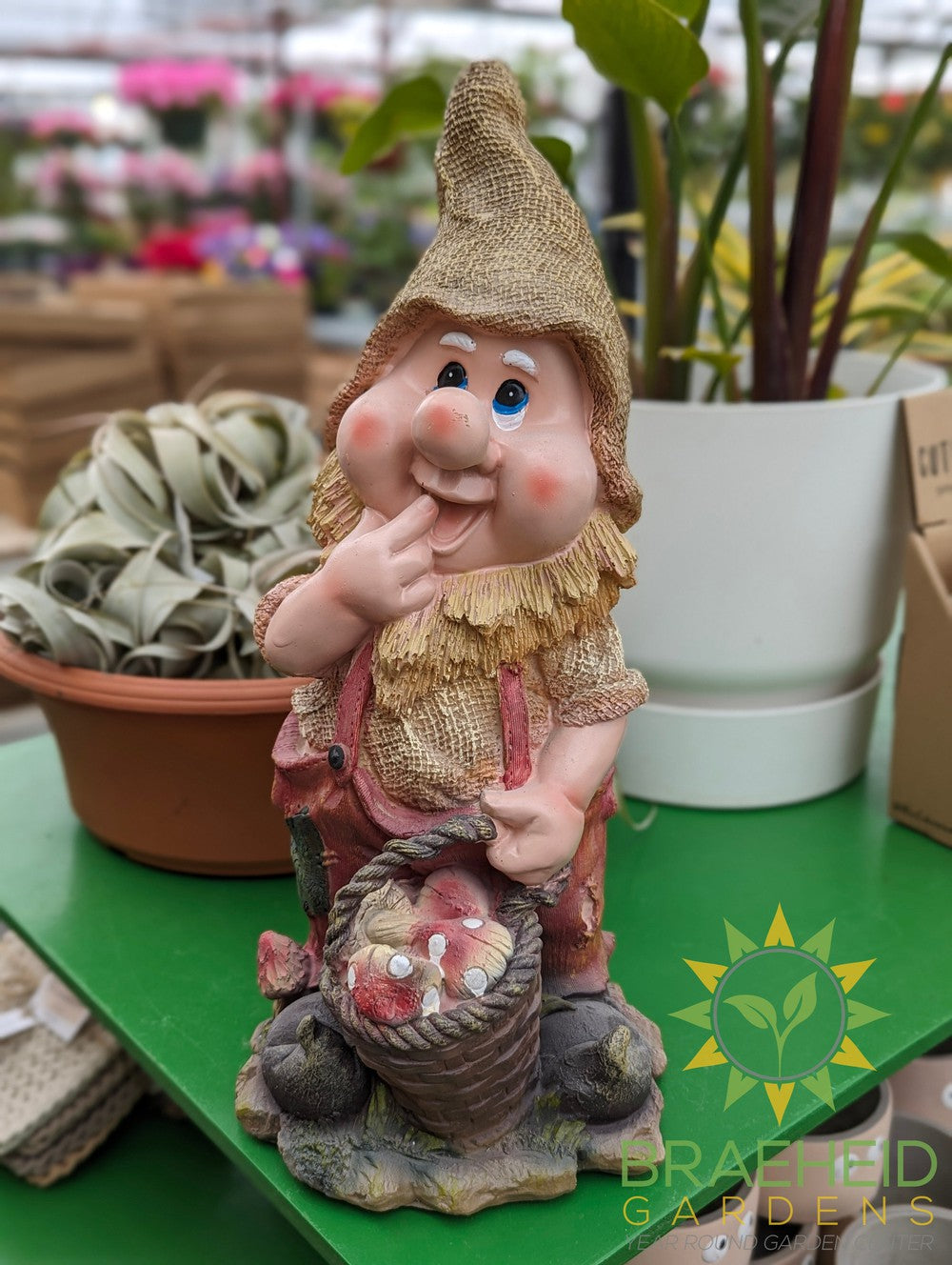 Gnomes Working Garden Gnome