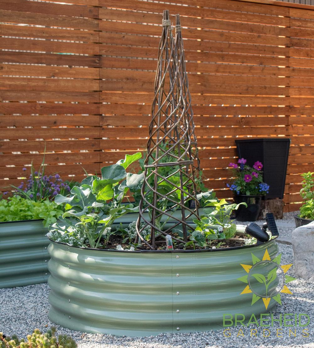17" Tall Round Garden Bed Kit